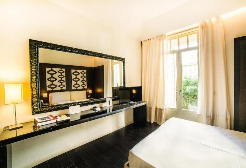 标准间, Carducci 76