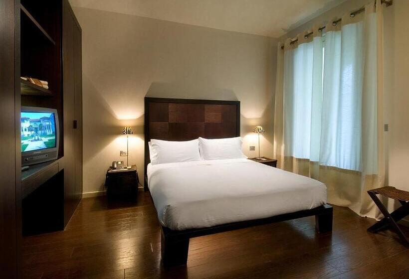 标准间, Carducci 76