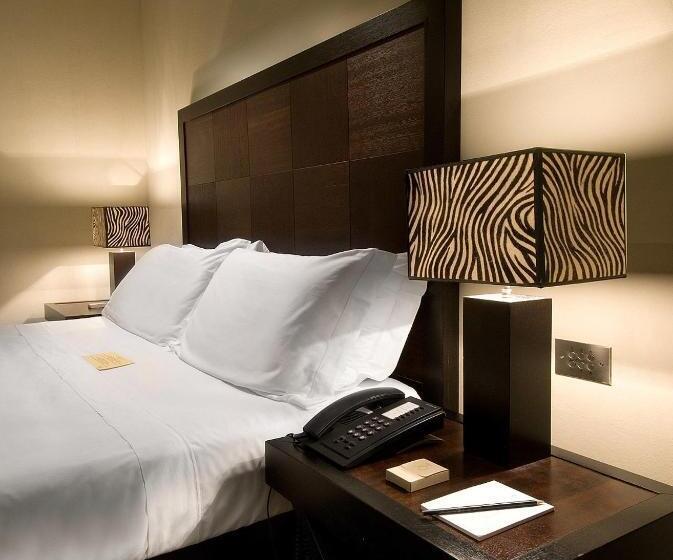 带海景的标准房, Carducci 76