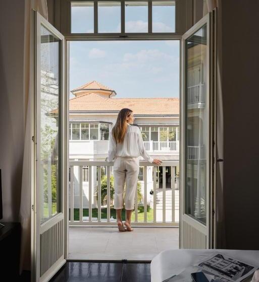 标准房带园景, Carducci 76