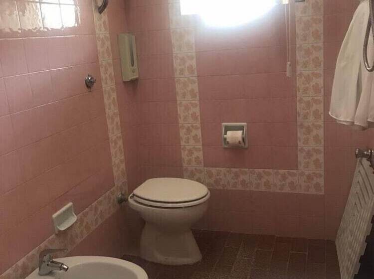 标准间, Cinquestelle Albergo Del Centro Storico