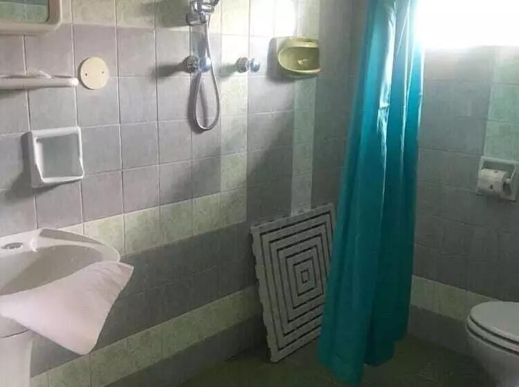 スタンダードルーム, Cinquestelle Albergo Del Centro Storico