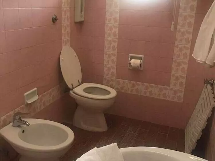スタンダードルーム, Cinquestelle Albergo Del Centro Storico