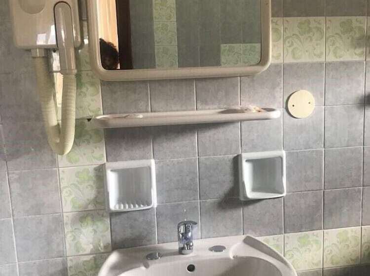 标准间, Cinquestelle Albergo Del Centro Storico