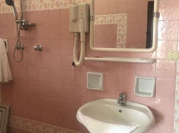 标准间, Cinquestelle Albergo Del Centro Storico