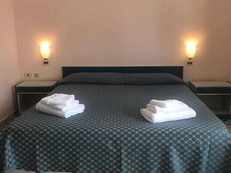 标准间, Cinquestelle Albergo Del Centro Storico