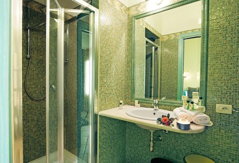 ジュニアスイート, Del Corso