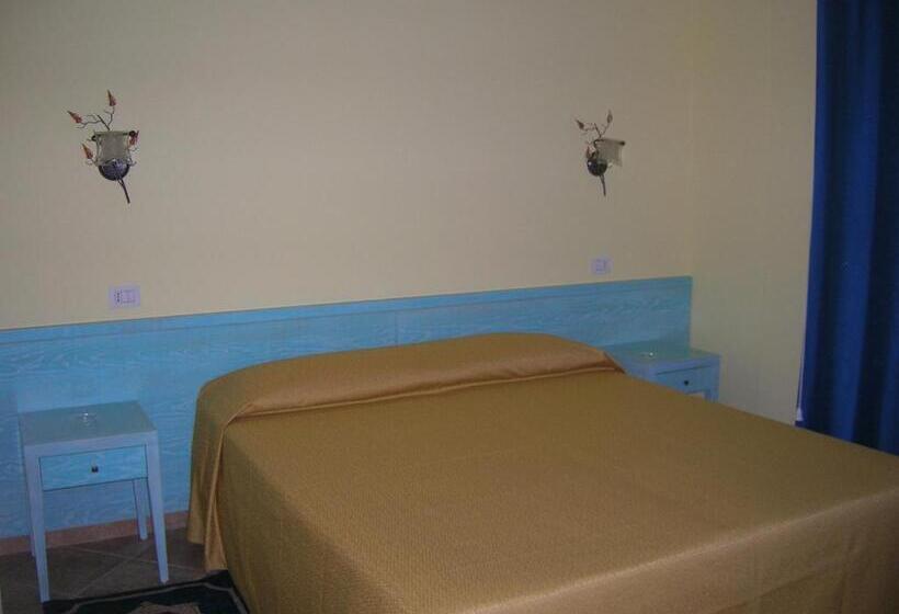 スタンダードルーム, Del Corso