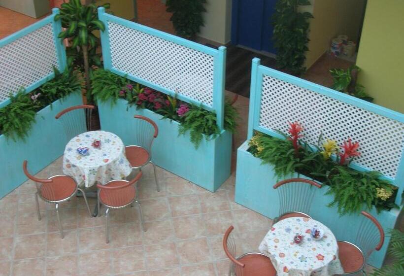 スタンダードルーム, Del Corso