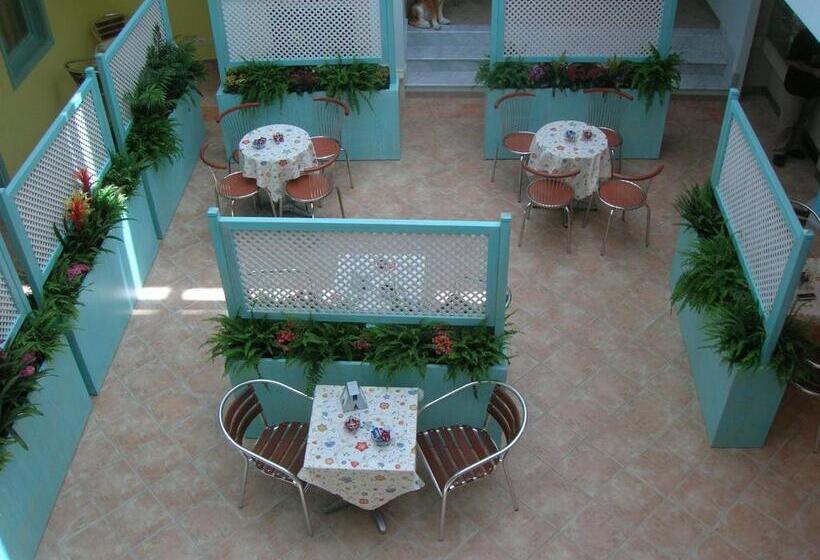 スタンダードトリプルルーム, Del Corso