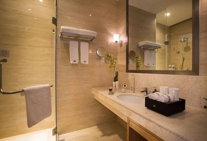 デラックスルーム, Hangzhou Hua Chen International