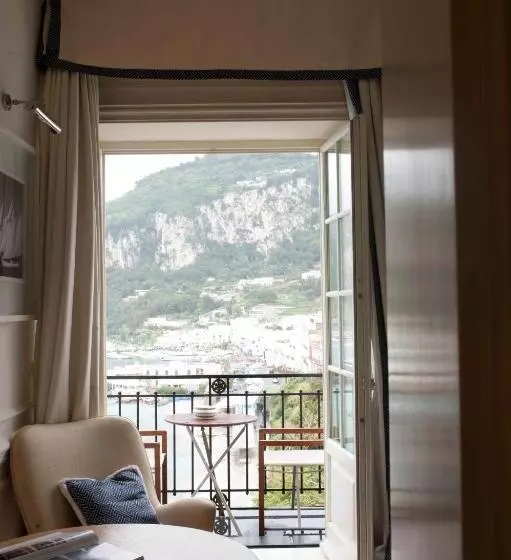اتاق لوکس, J.k. Place Capri