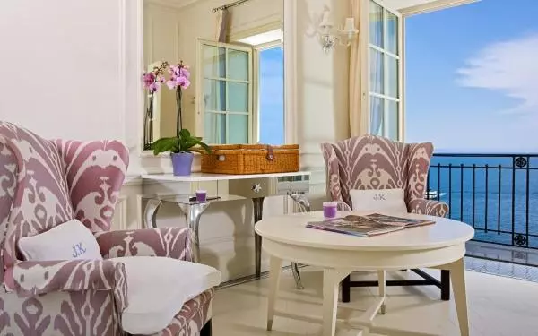 استودیوی استاندارد, J.k. Place Capri