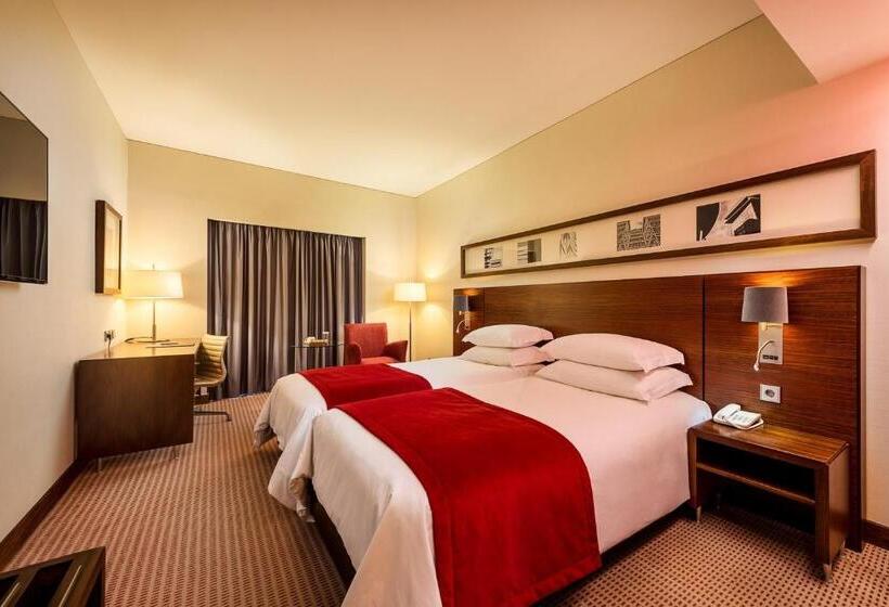 标准间, Lagoas Park