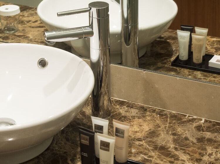 行政房间, Lagoas Park