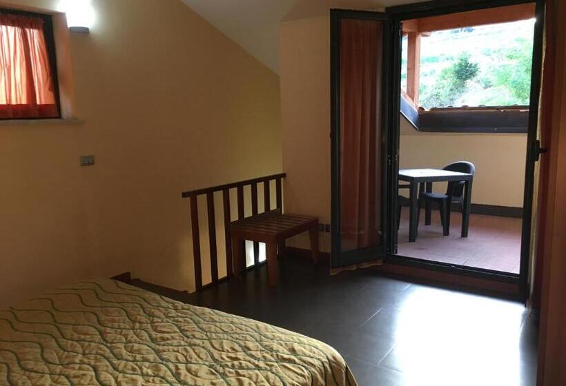 ファミリールーム, Langhe & Monferrato