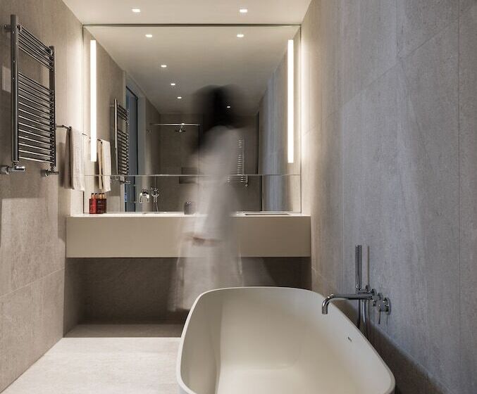 جناح, Litta Palace Milano