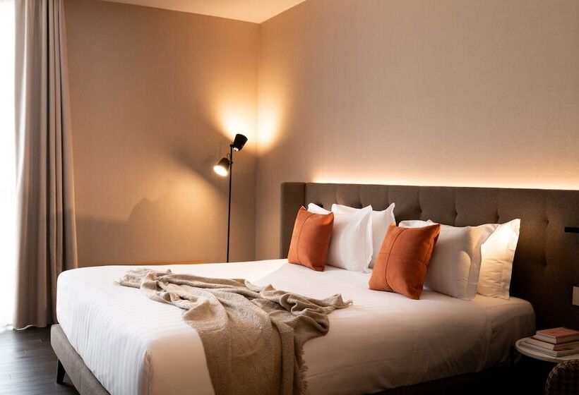 자쿠지 스위트, Litta Palace Milano