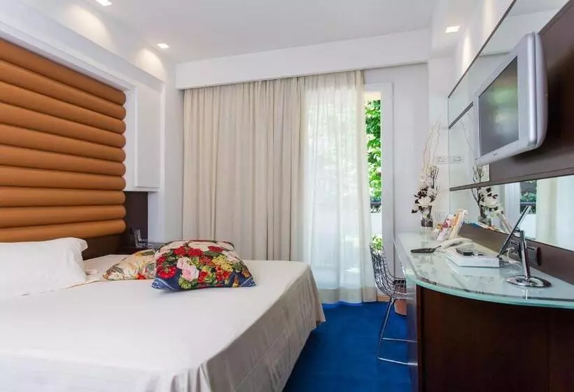 سوئیت با وان آب گرم, Luna Riccione E Aqua Spa Only Adults +12