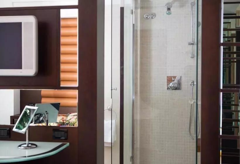 سوئیت با وان آب گرم, Luna Riccione E Aqua Spa Only Adults +12