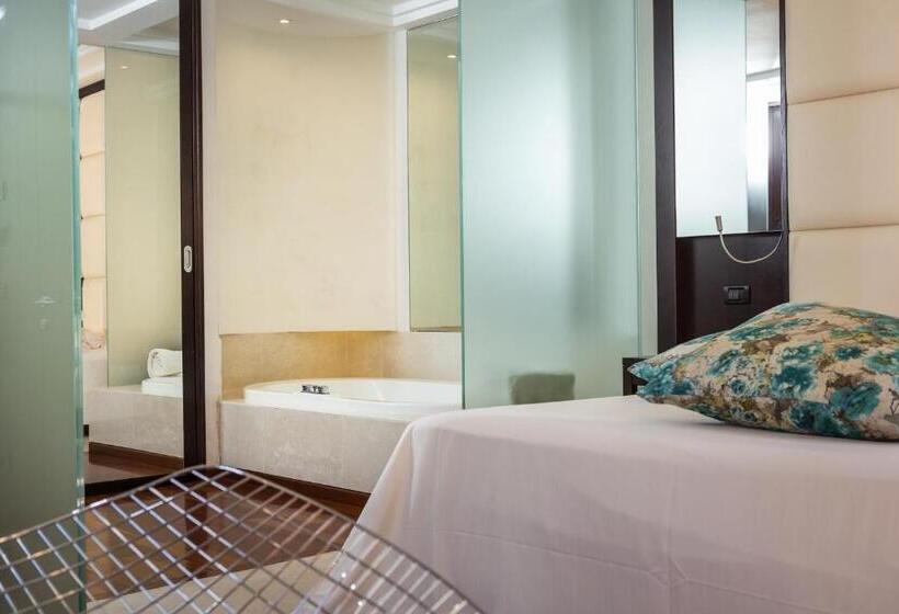 جناح مزود بجاكوزى, Luna Riccione E Aqua Spa Only Adults +12