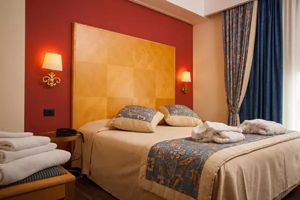 سوییت جونیور, Luna Riccione E Aqua Spa Only Adults +12