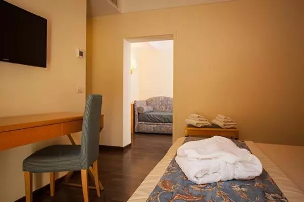 سوییت جونیور, Luna Riccione E Aqua Spa Only Adults +12
