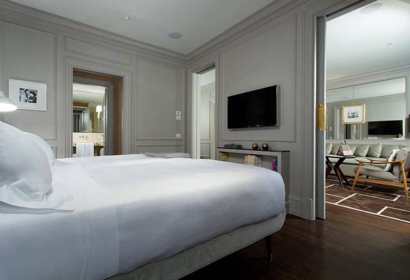 سوییت خانوادگی, Portrait Firenze  Lungarno Collection