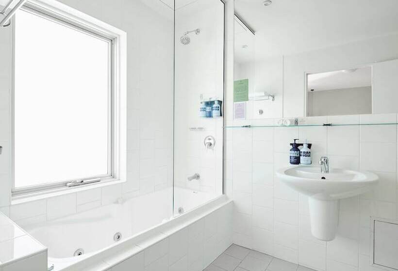 Номер Superior, Saint Kilda Beach Hotel   Formerly Rydges St Kilda