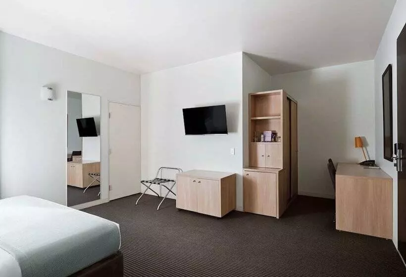 スーペリアールーム, Saint Kilda Beach Hotel   Formerly Rydges St Kilda