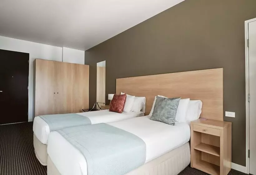 スーペリアールーム, Saint Kilda Beach Hotel   Formerly Rydges St Kilda