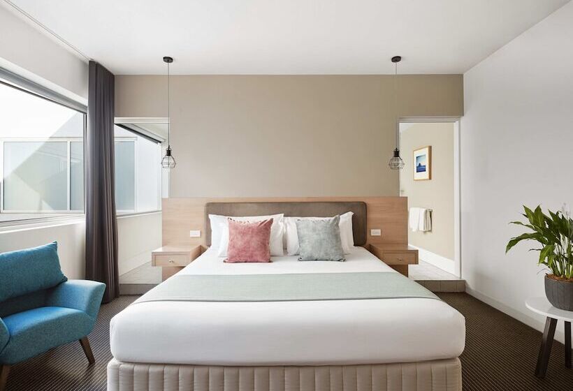 Люкс Премиум, Saint Kilda Beach Hotel   Formerly Rydges St Kilda