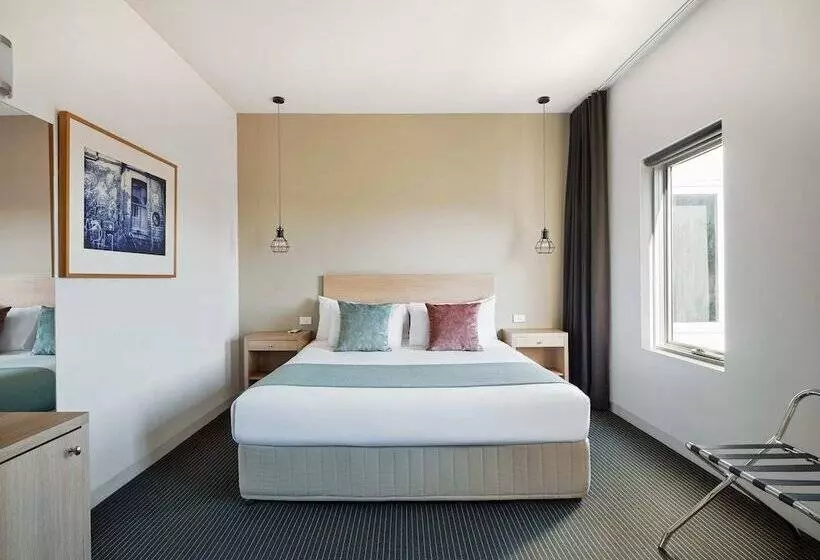 スーペリアールーム, Saint Kilda Beach Hotel   Formerly Rydges St Kilda