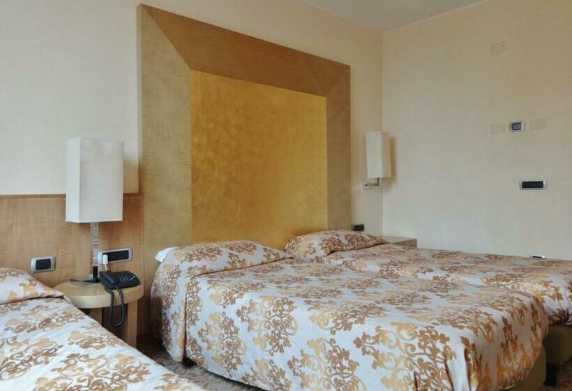 חדר סטנדרט לשלושה, Tiffany Milano