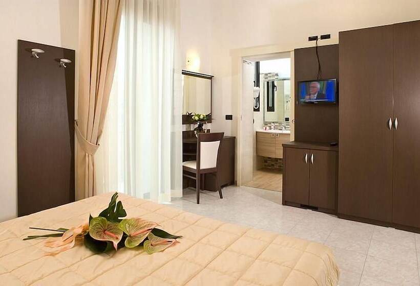 اتاق استاندارد سه نفره, Villa Luigia