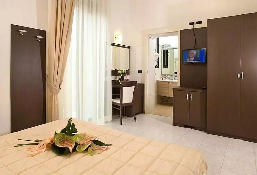 اتاق استاندارد سه نفره, Villa Luigia