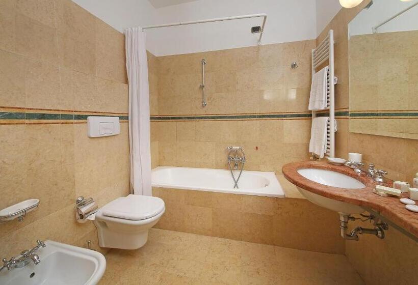 Семейный Номер Deluxe, Villa Sofia