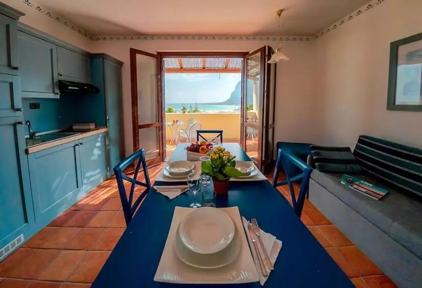 آپارتمان 1 خوابه با چشمانداز دریا, Villaggio Cala Mancina