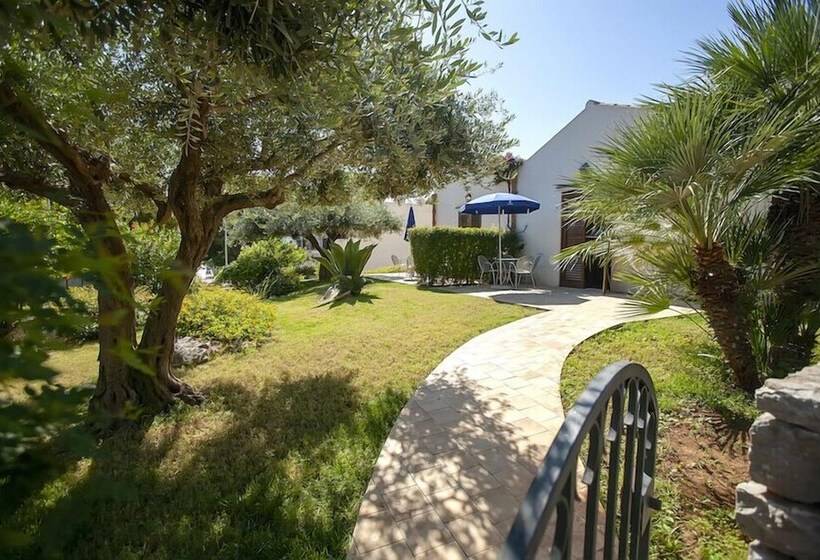 شقة غرفتين, Villaggio Cala Mancina