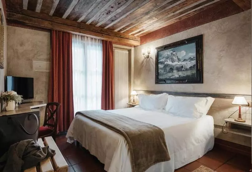 コンフォートルーム, Relais Mont Blanc Hotel & Spa