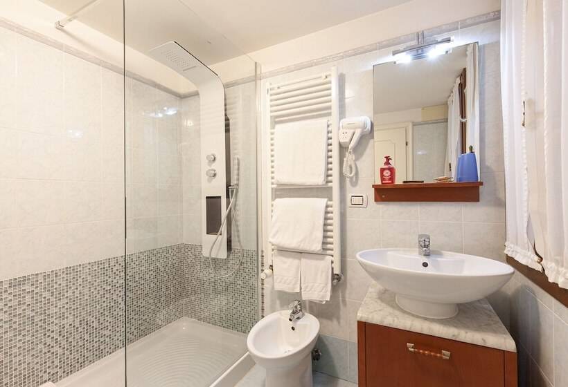 اتاق کلاسیک, Casa Del Melograno