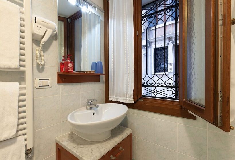 اتاق کلاسیک, Casa Del Melograno