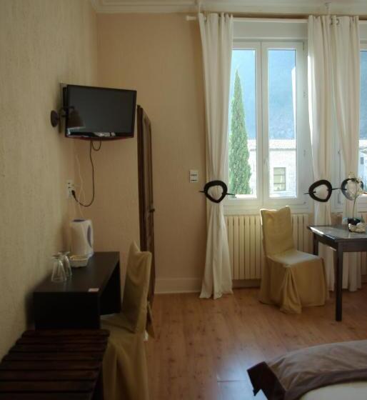 Номер Стандарт Трехместный, Auberge Du Parc