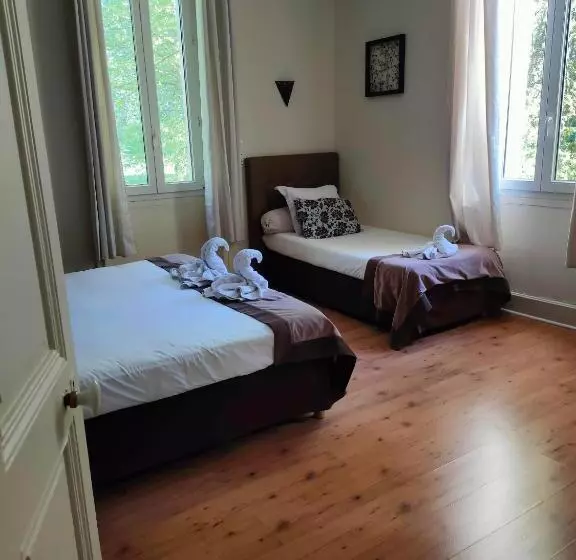 スタンダードトリプルルーム, Auberge Du Parc