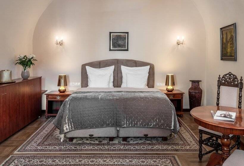 اتاق لوکس, Aurus By Adrez