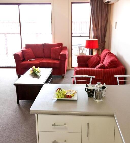 Апартаменты Superior 1 Спальня, Cattlemans Country Motor Inn & Serviced Apartments