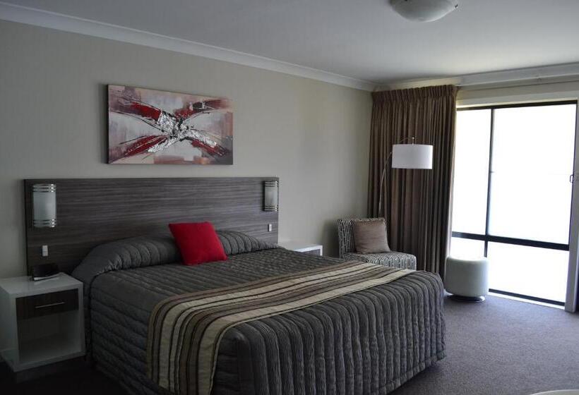 חדר סופריור עם מיטת קינג, Cattlemans Country Motor Inn & Serviced Apartments