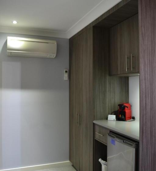 חדר סופריור עם מיטת קינג, Cattlemans Country Motor Inn & Serviced Apartments