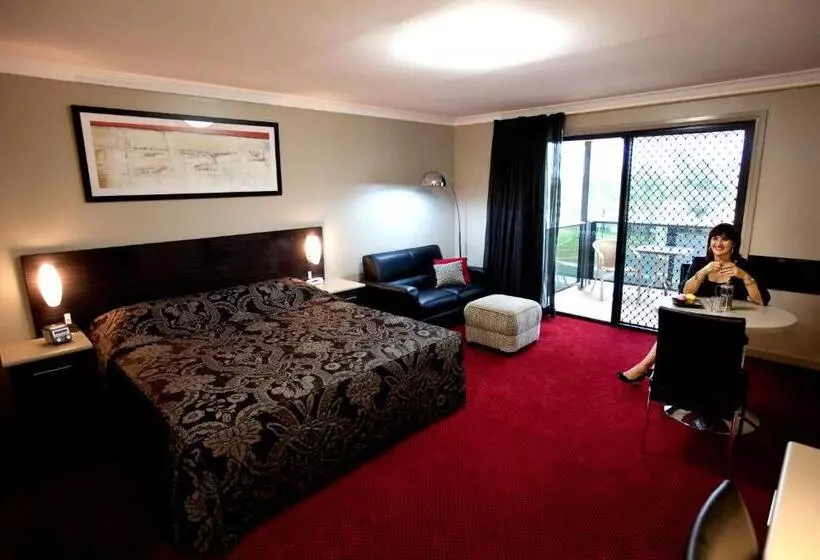 اتاق سوپریور با تخت بزرگ, Cattlemans Country Motor Inn & Serviced Apartments