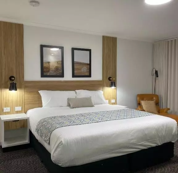 اتاق استاندارد با تخت بزرگ, Cattlemans Country Motor Inn & Serviced Apartments